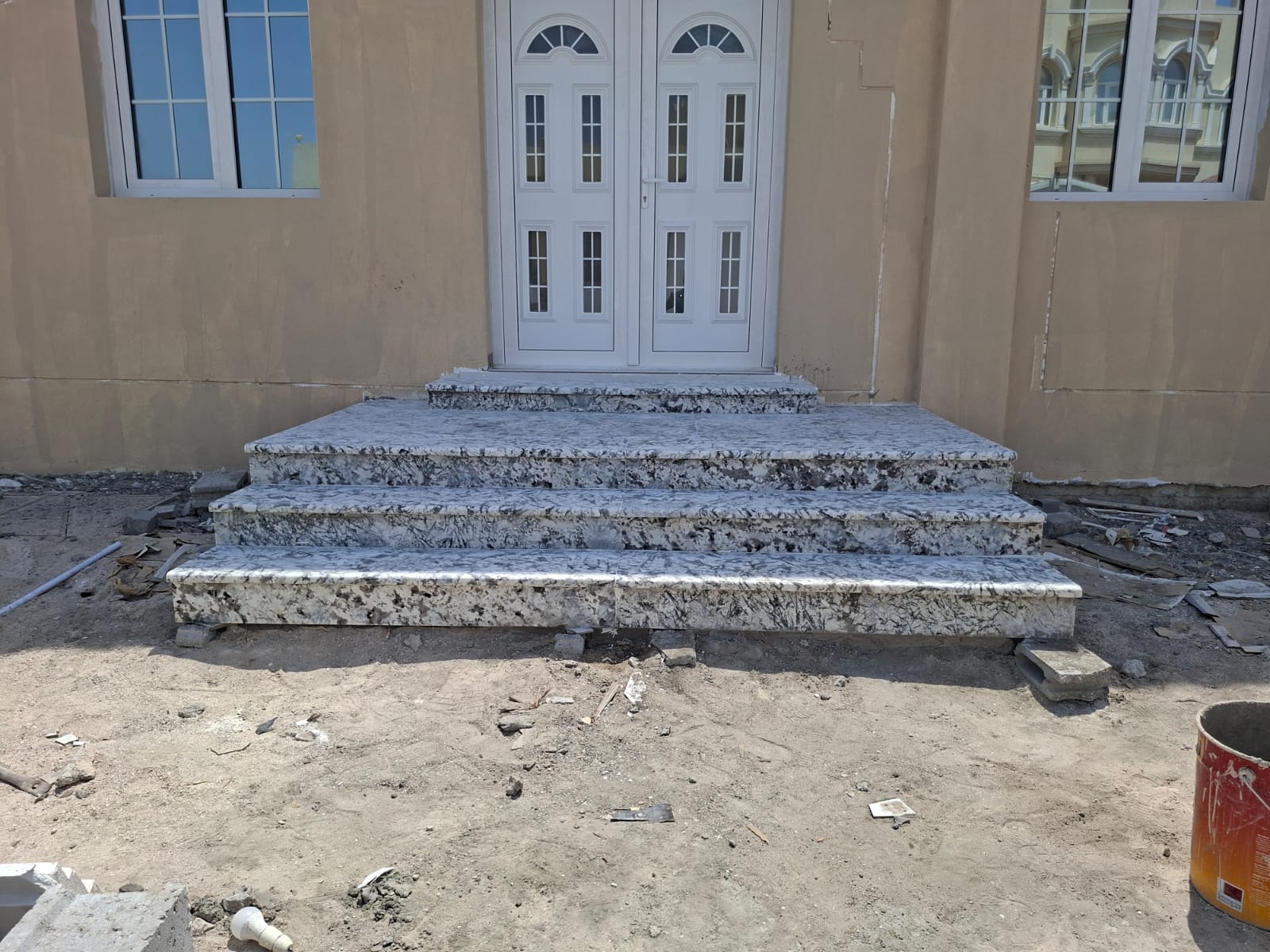 8cc9edd8-180f-405b-9fe6-25a6a76f433b